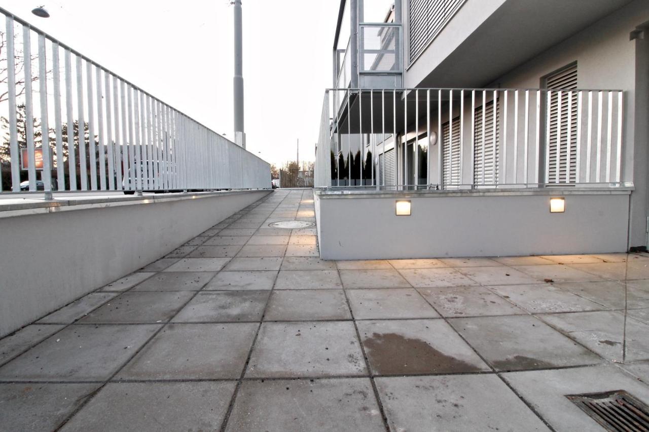 Balcony/Pool/Free Parking Garage Studio Viena Exterior foto
